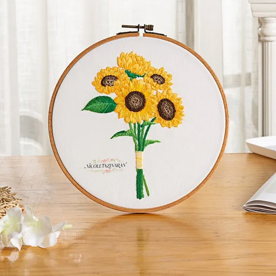 Embroidery Starter Kit for Beginners Beautiful Flower Stamped Pattern Adult Cross Stitch Kits Wedding Bouquet Decoration