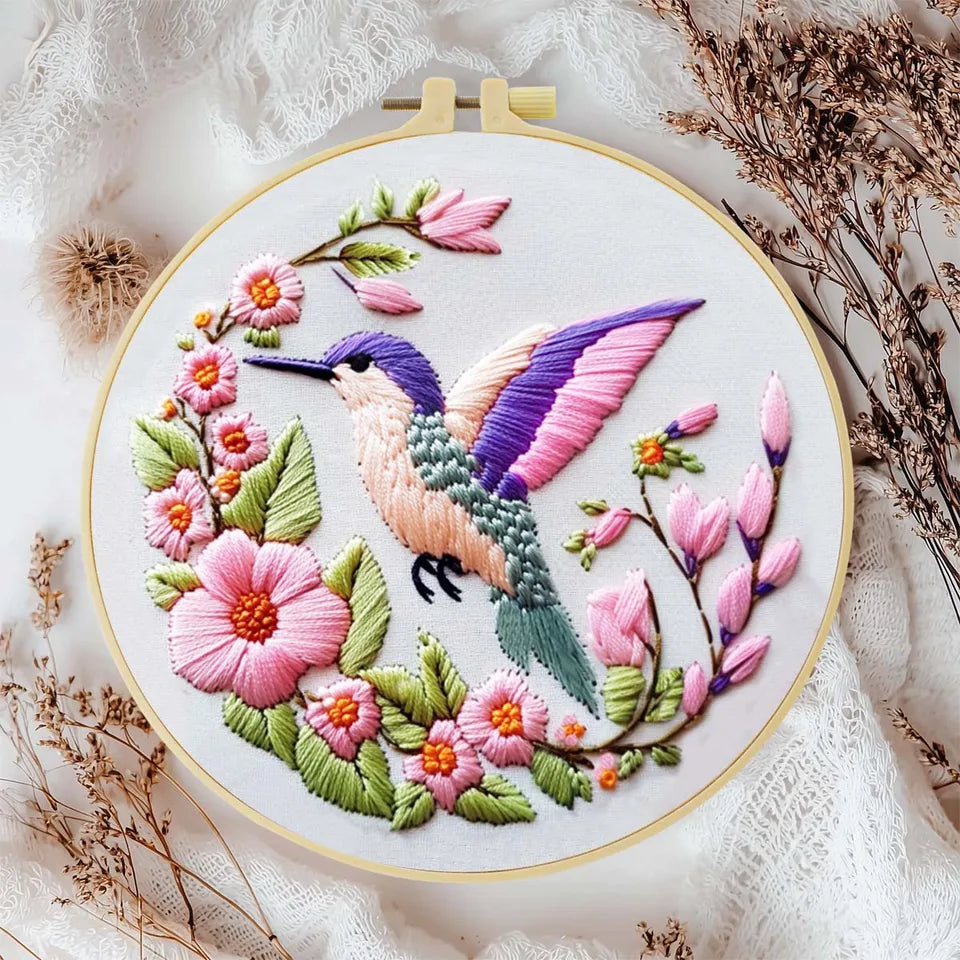 【 1-Piece Set 】 Hummingbird themed Embroidery Kit 20x20cm | Adult Novice DIY Materials Includes Embroidery Cloth/Stretching/Ne