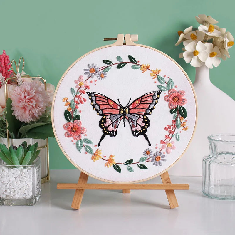 Butterfly Flower Wreath Home Decor Embroidery Kit with Thread, Stamped Pattern Cloth,Needles,DIY Crafter Gift for Christmas