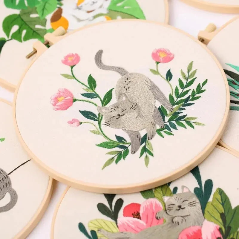 2024 New Embroidery Diy Material Package Kit Cat Pattern Cross Stitch Table Painting Hanging Picture