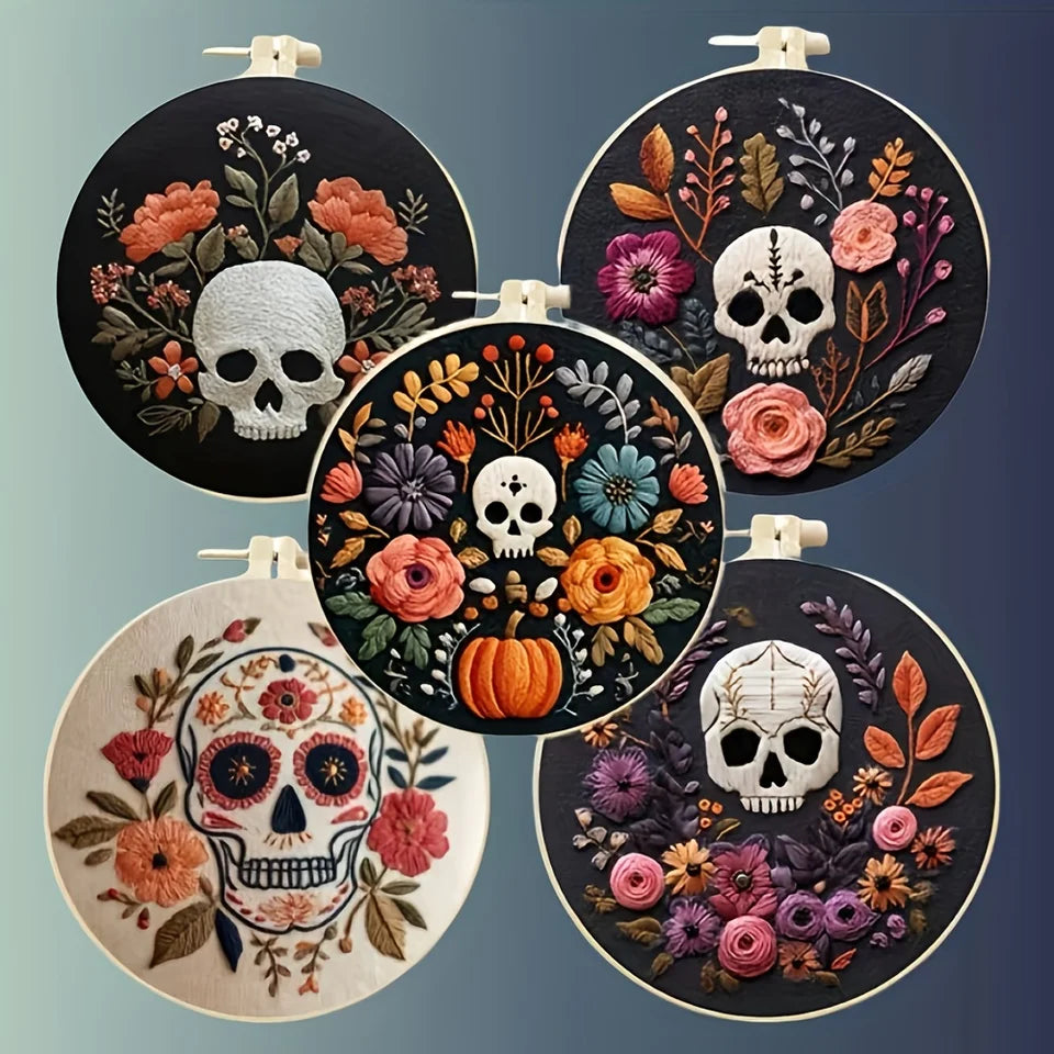 New creative Halloween pendant hand-embroidery DIY material pack for beginners. The set includes needles, threads, embroidery st