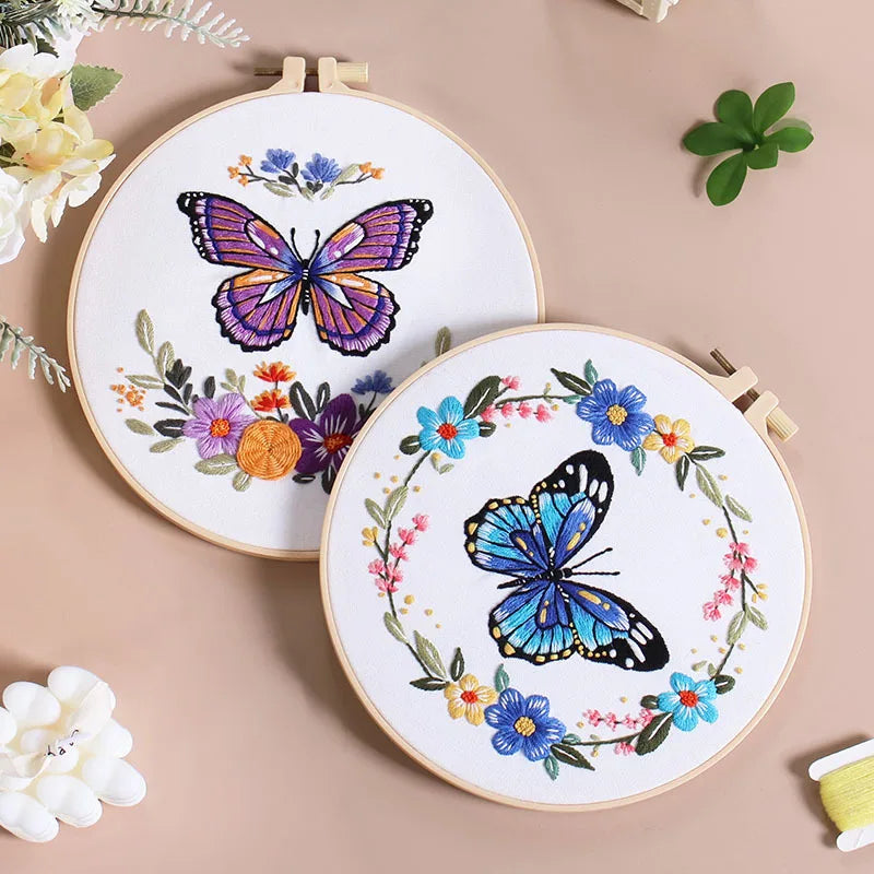 Butterfly Flower Wreath Home Decor Embroidery Kit with Thread, Stamped Pattern Cloth,Needles,DIY Crafter Gift for Christmas