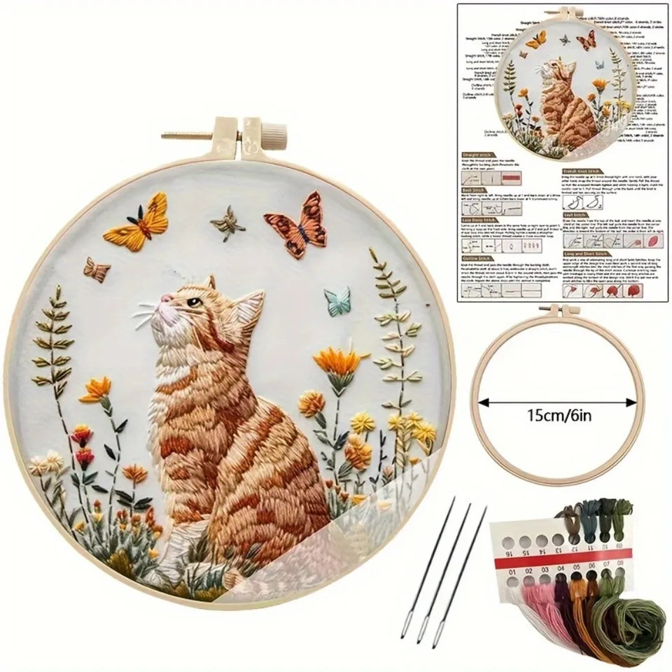 DIY Cat and Flower Embroidery Kit for Beginners - Complete handmade cross stitch kit, mixing colors, fabric materials and animal