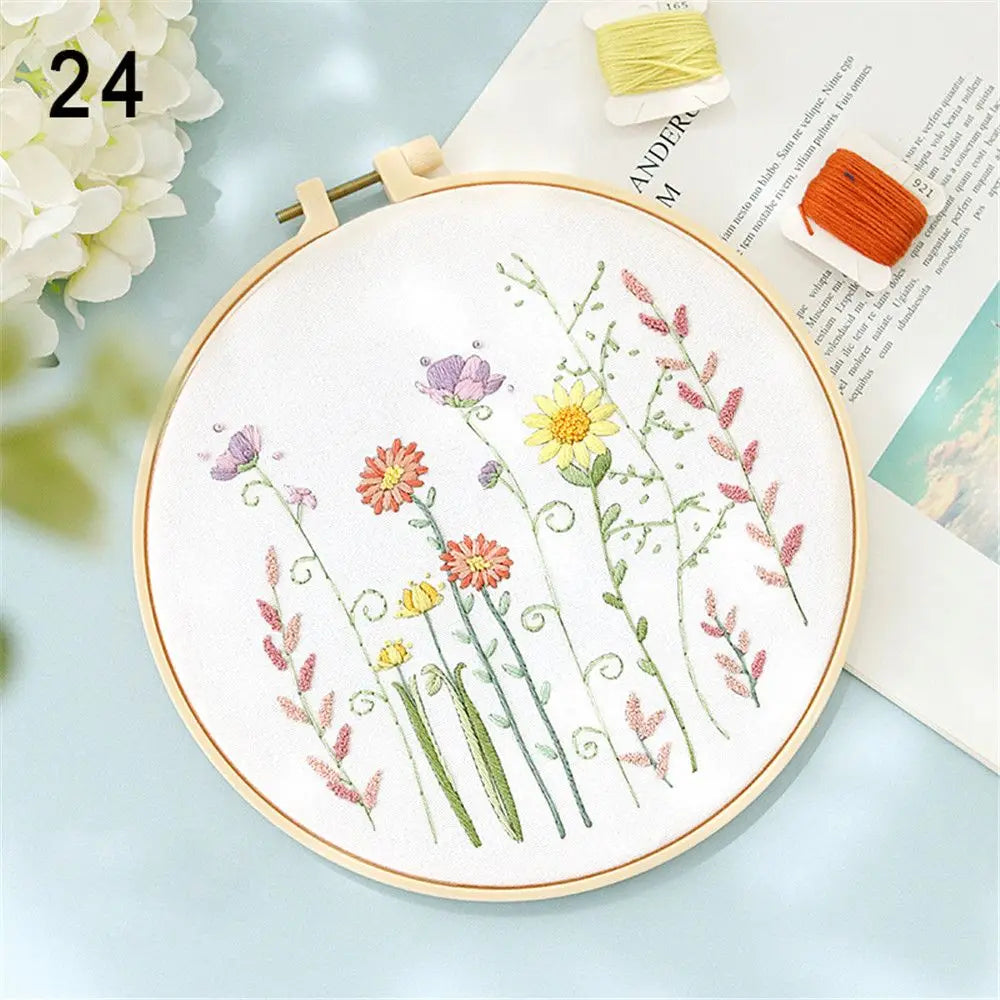 Flower Embroidery Starter Kit DIY Cross Stitch Set for Beginner Wreath Printed Sewing Art Craft Painting Home Decor Needle Art